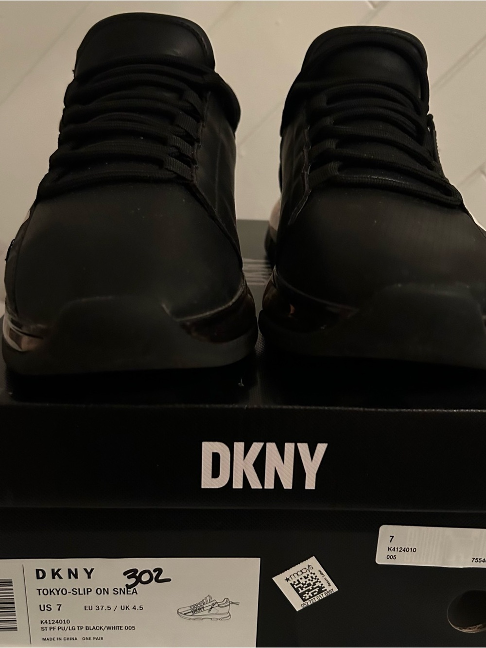 DKNY Women’s Black Low-Top Slip-On Sneakers